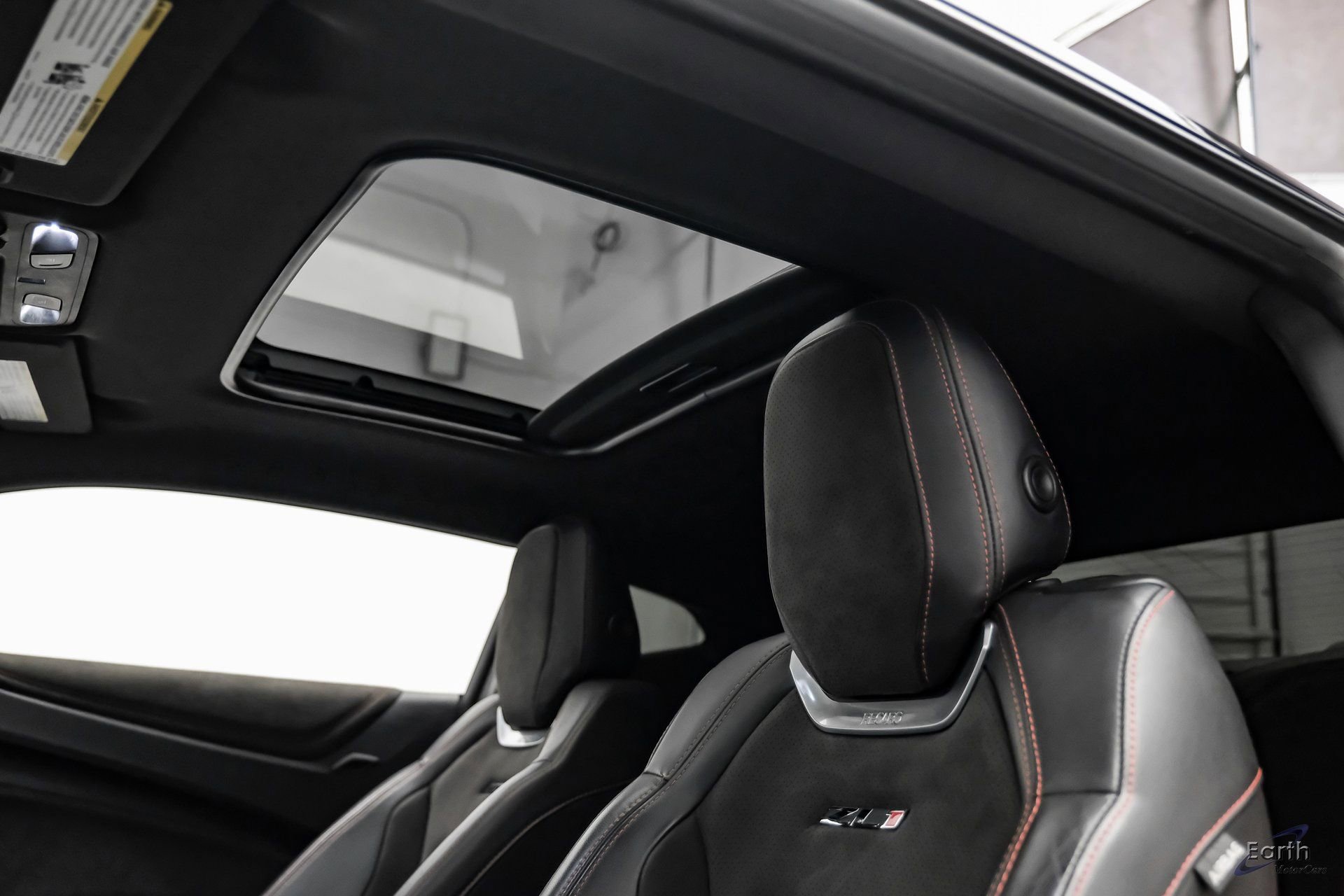 Used 2021 Chevrolet Camaro ZL1 image 38