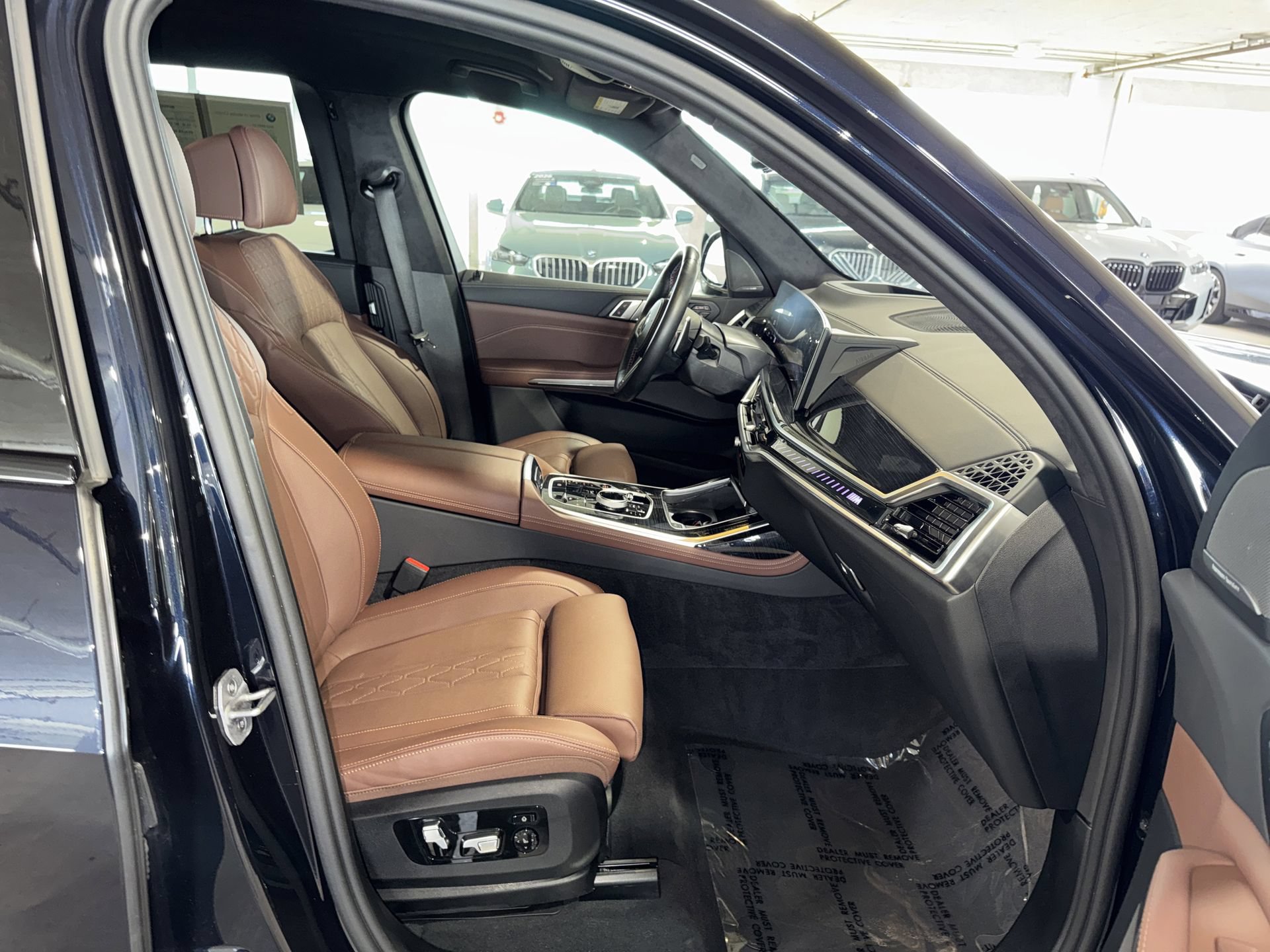 Used 2026 BMW X7 M60i AWD/4WD image 10