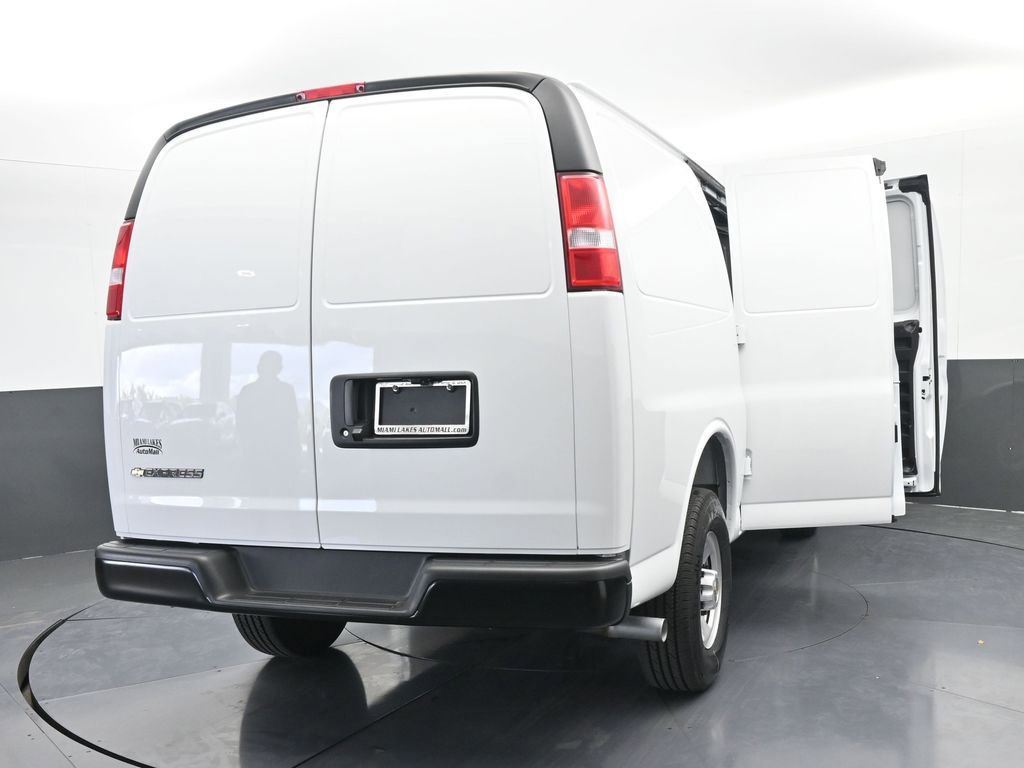 New 2025 Chevrolet Express 2500 w/ Driver Convenience Package image 70