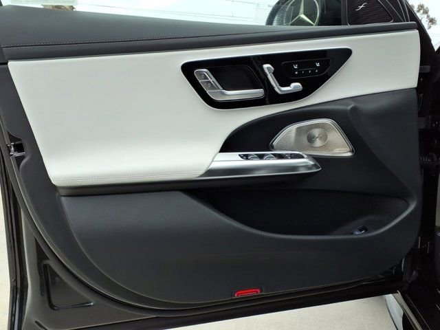 New 2026 Mercedes-Benz E 53 AMG e 4MATIC Sedan image 12