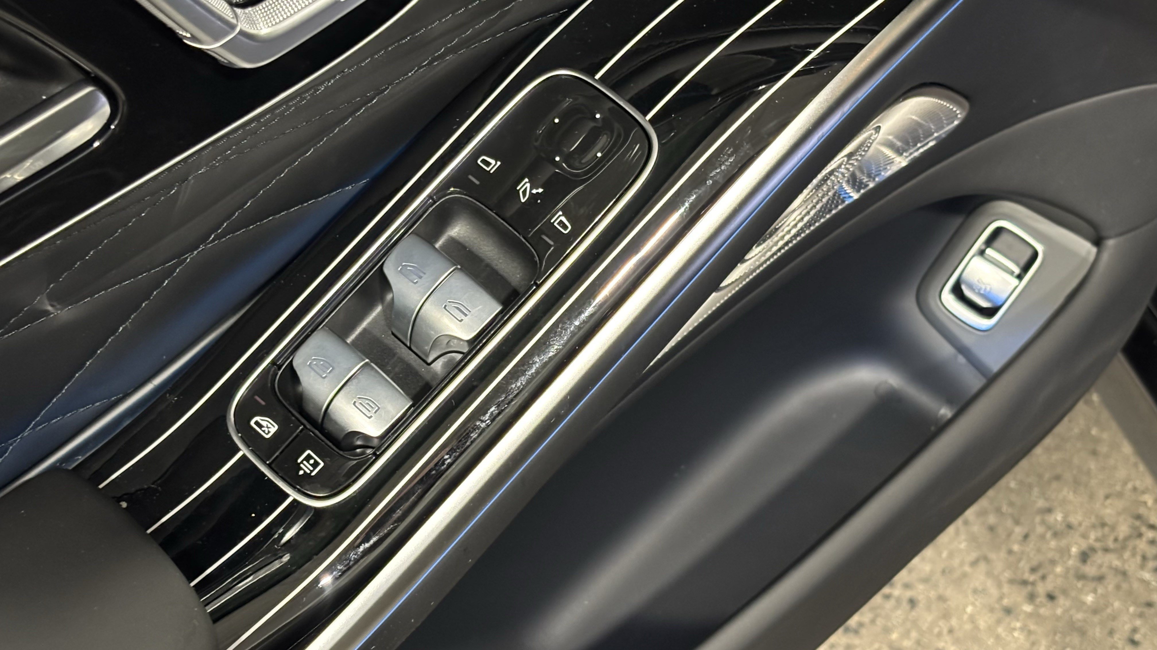 New 2027 Mercedes-Benz S 580 4MATIC Sedan image 13