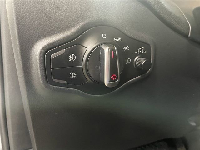 Used 2015 Audi Q5 2.0T Premium Plus w/ Technology Package image 15