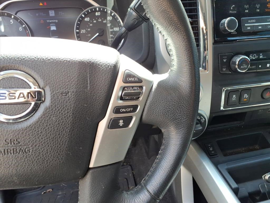 Used 2021 Nissan Titan SV w/ SV Convenience Package image 15
