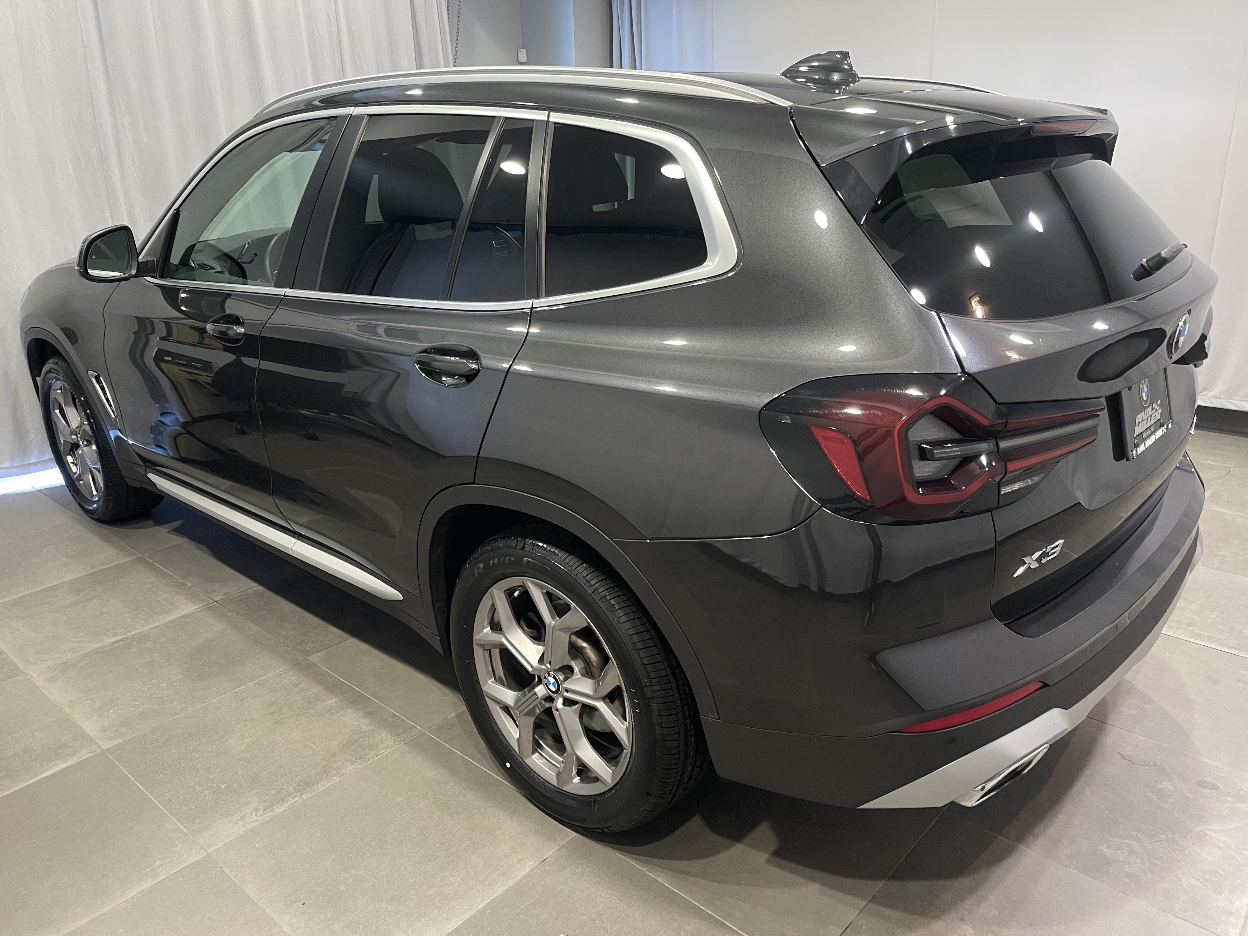 Certified 2022 BMW X3 xDrive30i w/ Premium Package 2 AWD/4WD image 4