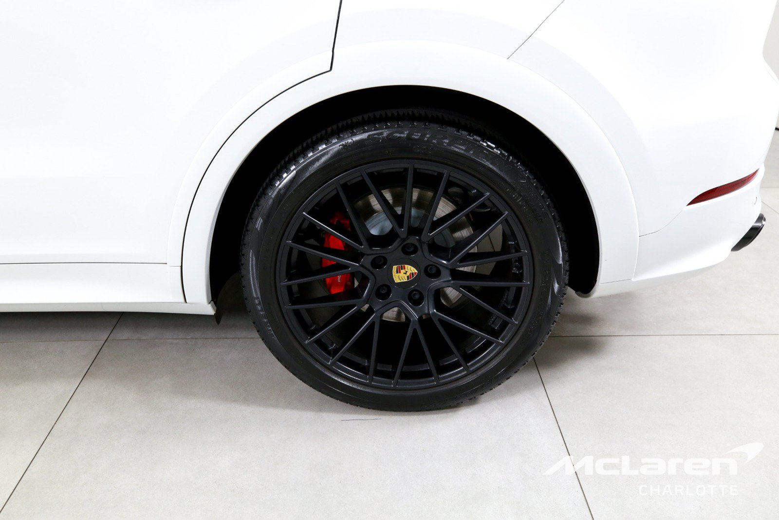 Used 2021 Porsche Cayenne GTS AWD/4WD image 36