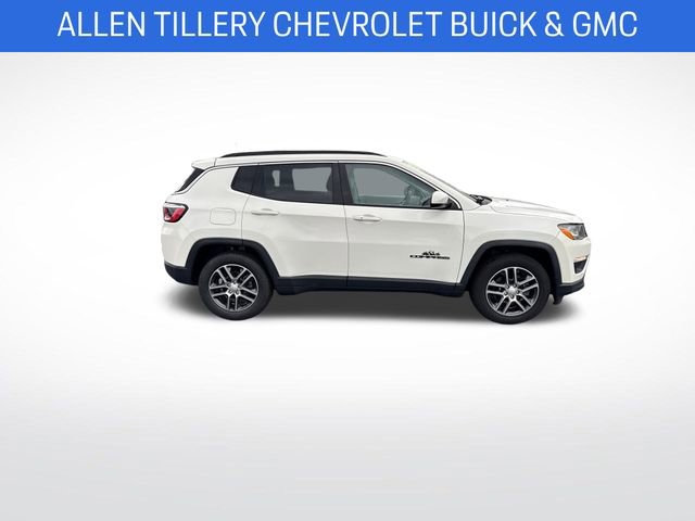 Used 2020 Jeep Compass Latitude image 6