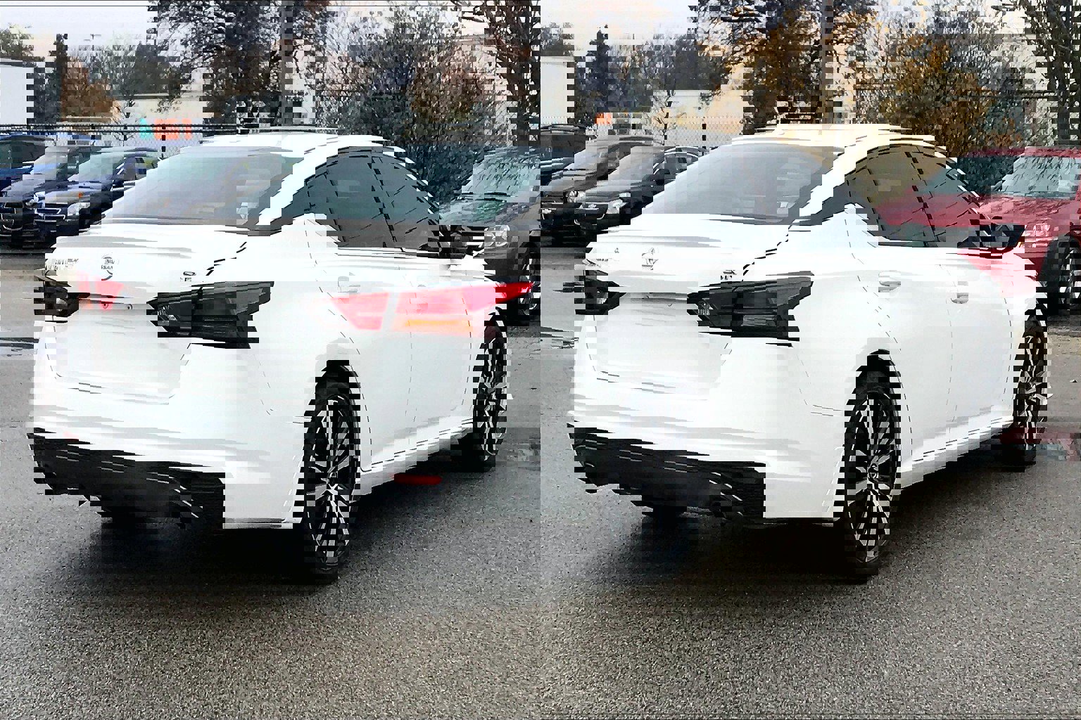 Used 2019 Nissan Altima 2.5 SR w/ SR Premium Package image 11