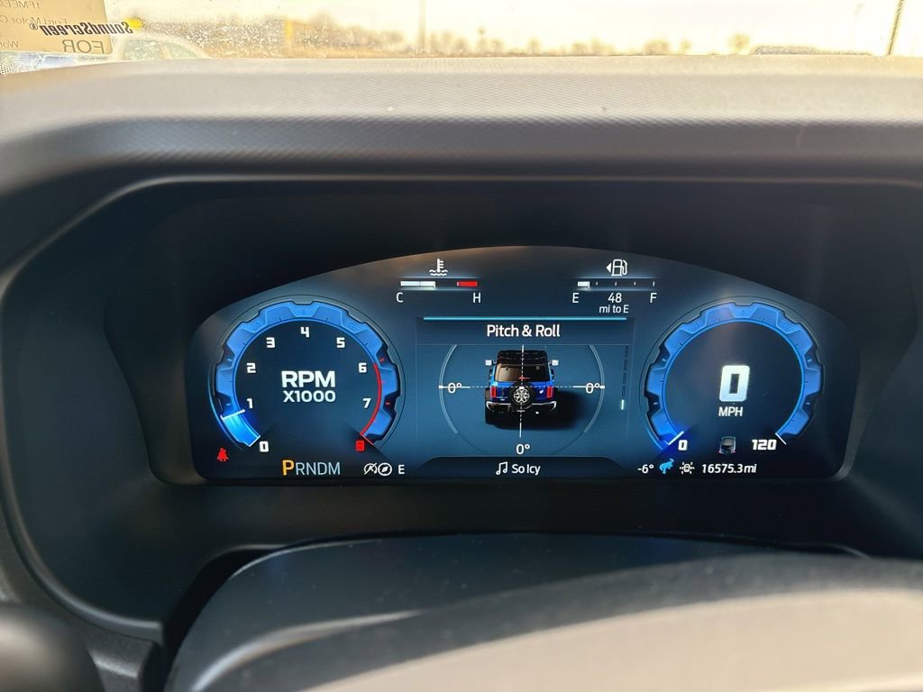 Used 2025 Ford Bronco Badlands image 31