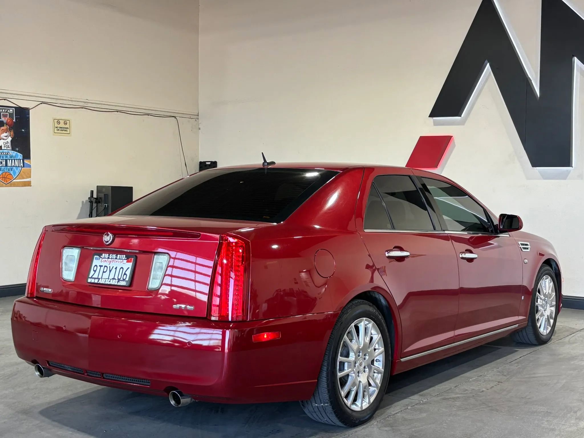 Used 2008 Cadillac STS V8 w/ Preferred Equipment Group image 6