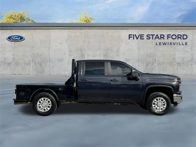 Used 2024 Chevrolet Silverado 2500 LT AWD/4WD image 3