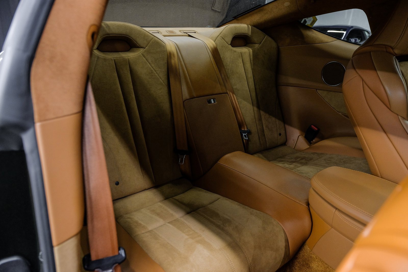 Used 2021 Lexus LC 500 Coupe w/ Performance Package image 44