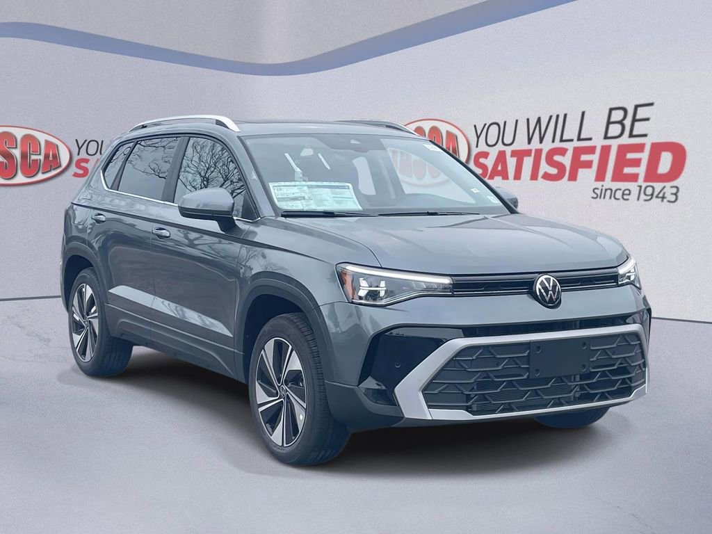 New 2026 Volkswagen Taos SE image 1