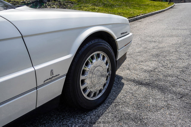 Used 1993 Cadillac Allante FWD image 53