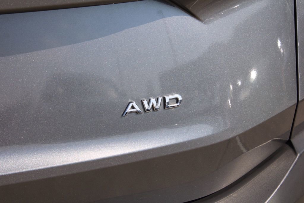 Used 2023 Nissan Rogue S image 9