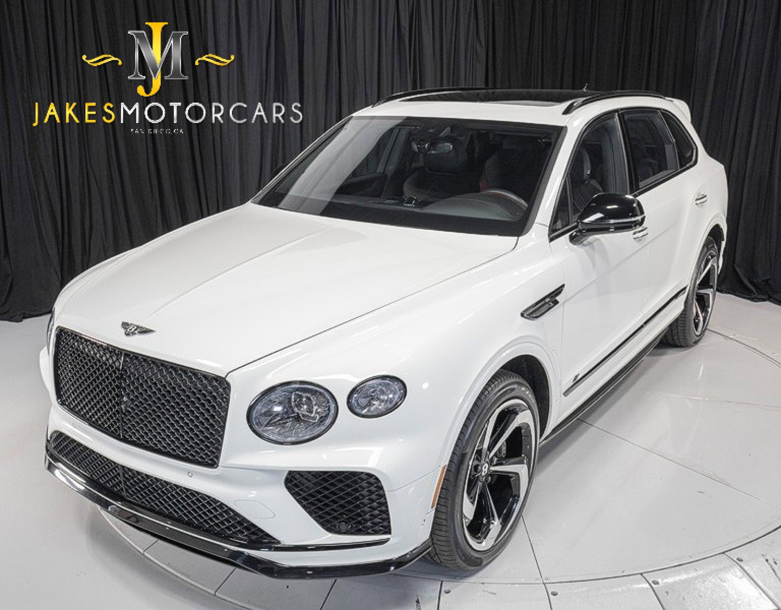 Used 2022 Bentley Bentayga AWD/4WD image 18