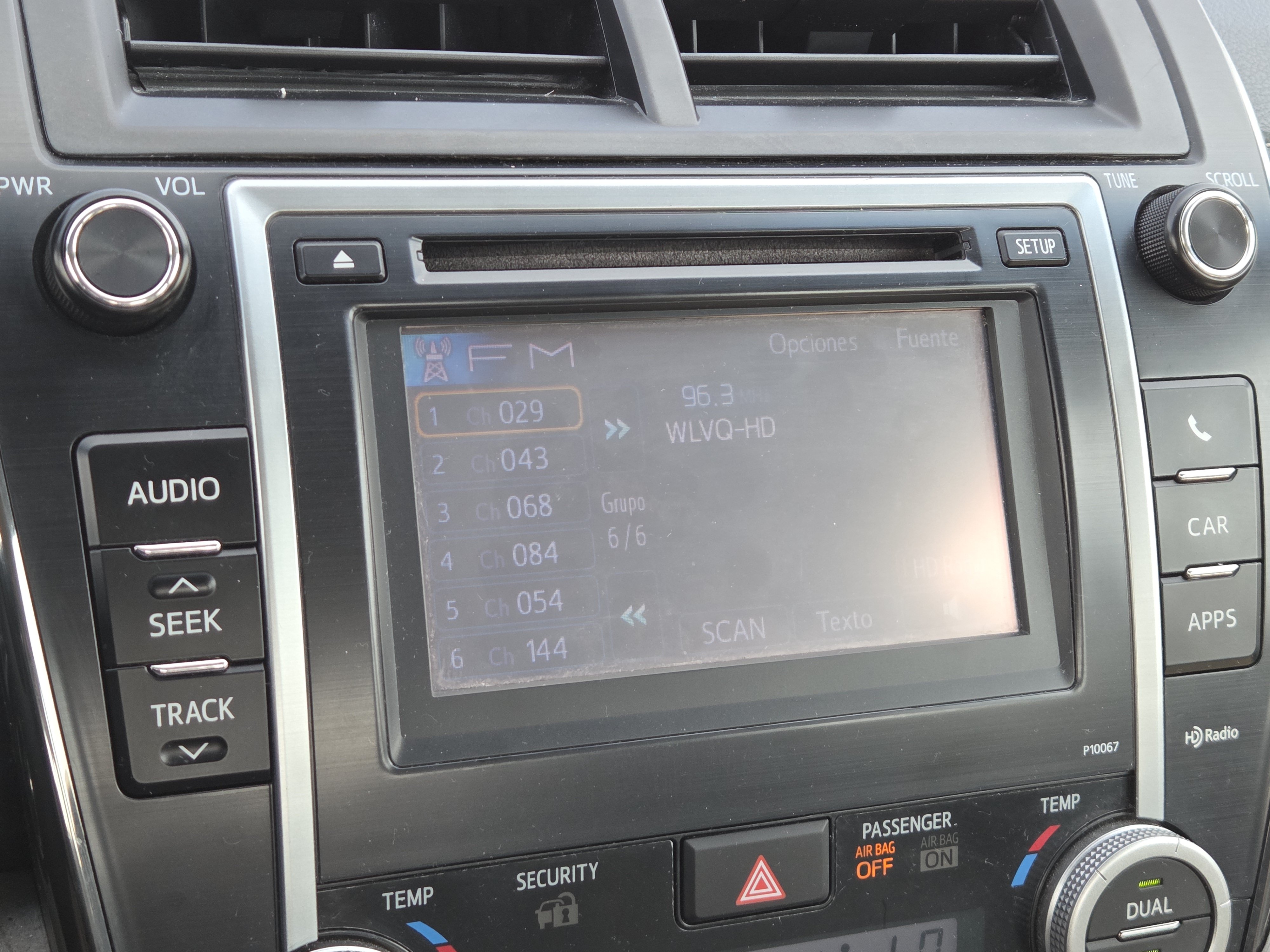 Used 2012 Toyota Camry XLE w/ Leather Pkg