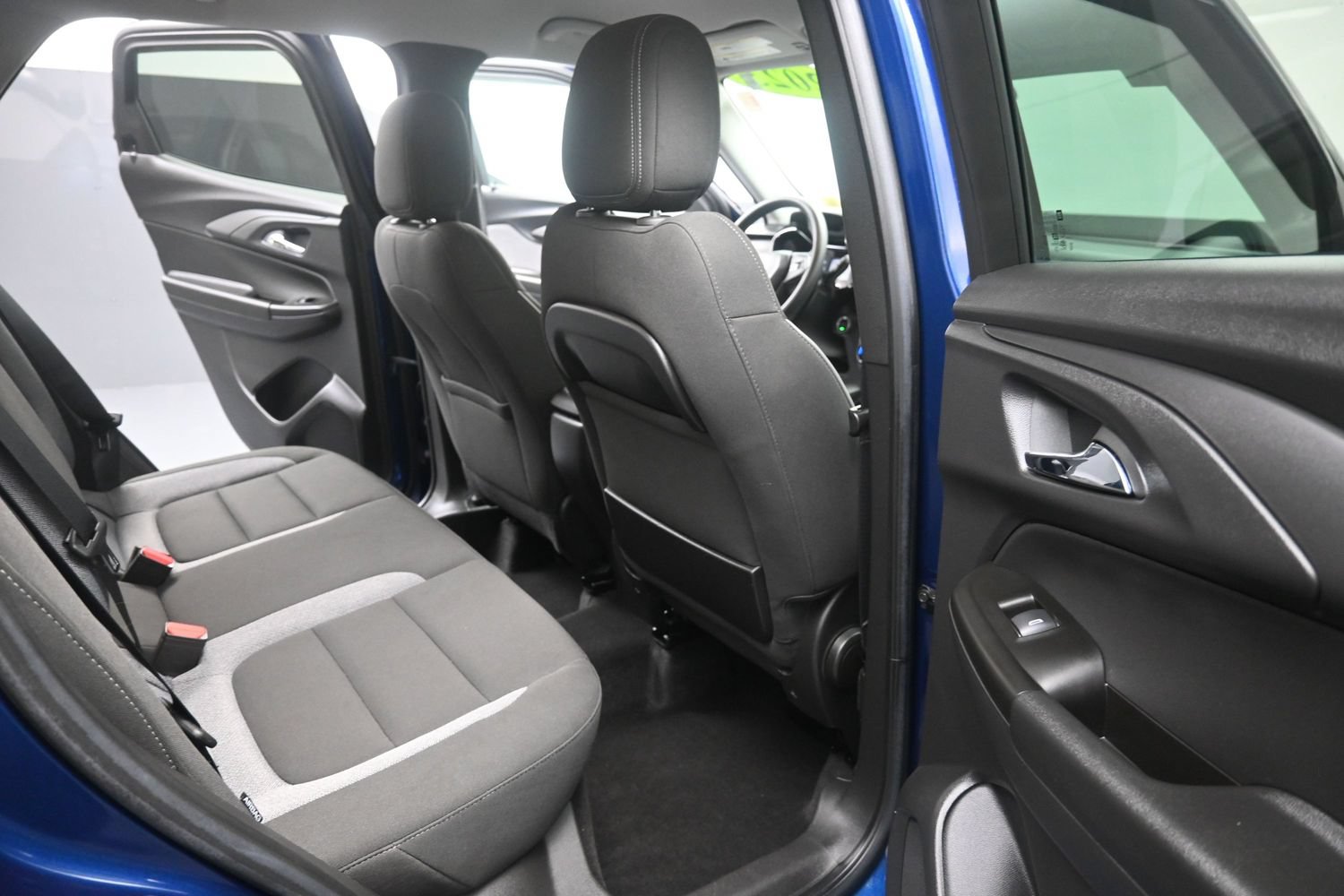 Used 2023 Chevrolet TrailBlazer LT AWD/4WD image 20