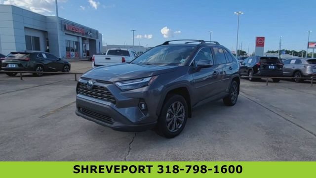 Used 2024 Toyota RAV4 XLE Premium AWD/4WD image 4