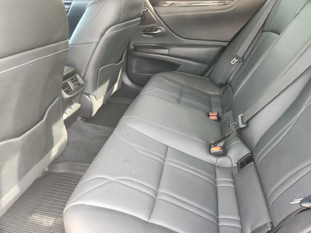 Used 2021 Lexus ES 350 Ultra Luxury w/ Accessory Package 2 FWD image 34