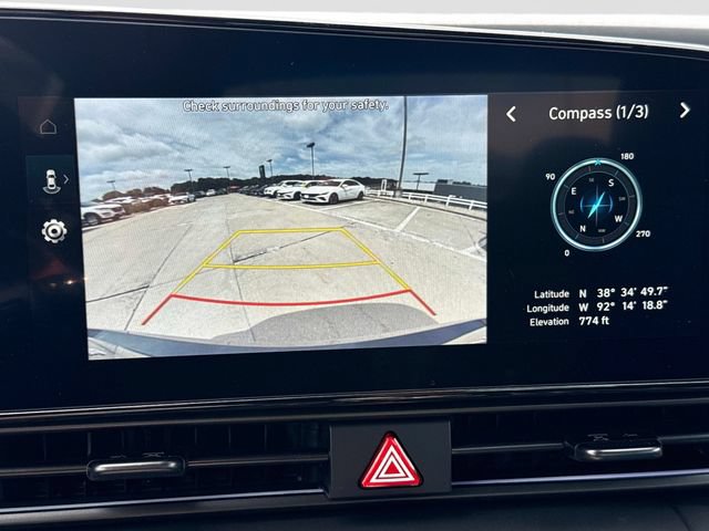 New 2026 Hyundai Elantra SEL FWD image 25