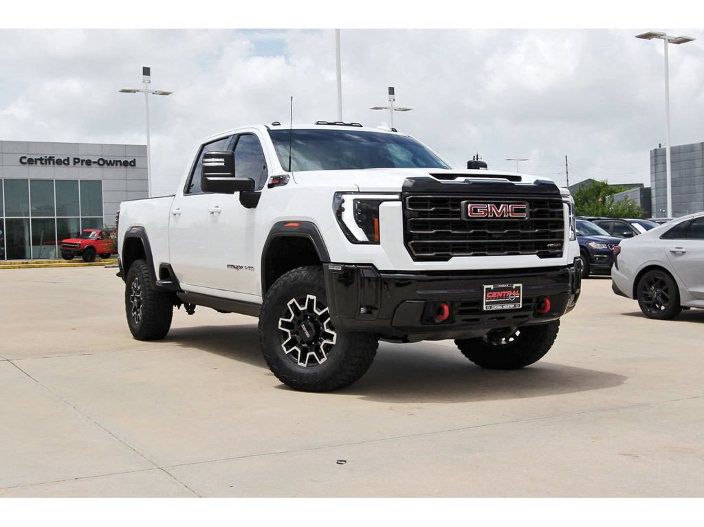 Used 2025 GMC Sierra 2500 AT4X AWD/4WD image 1