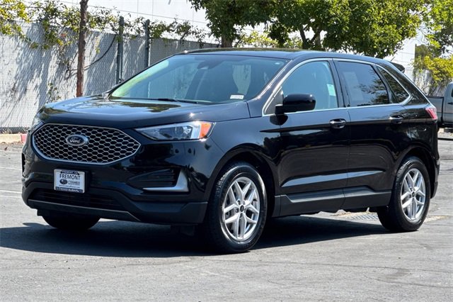 Used 2024 Ford Edge SEL image 8