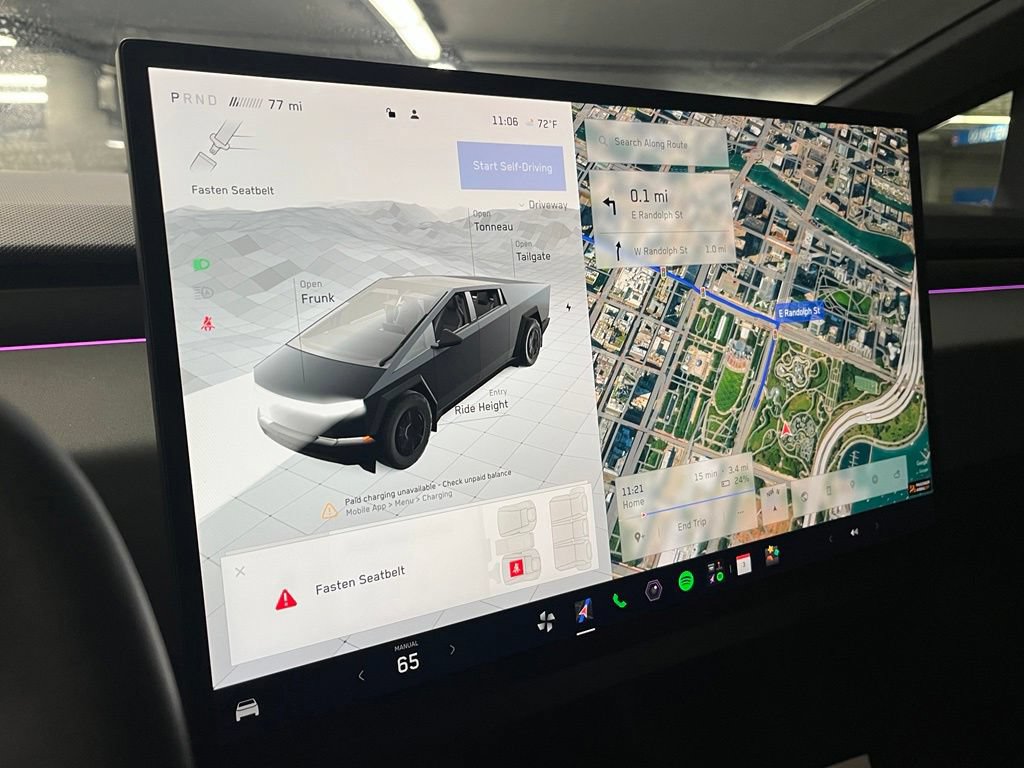 Used 2025 Tesla Cybertruck AWD Crew Cab image 26