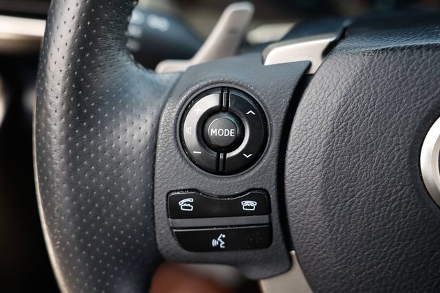 Used 2015 Lexus IS 350 w/ F-Sport Package RWD image 28
