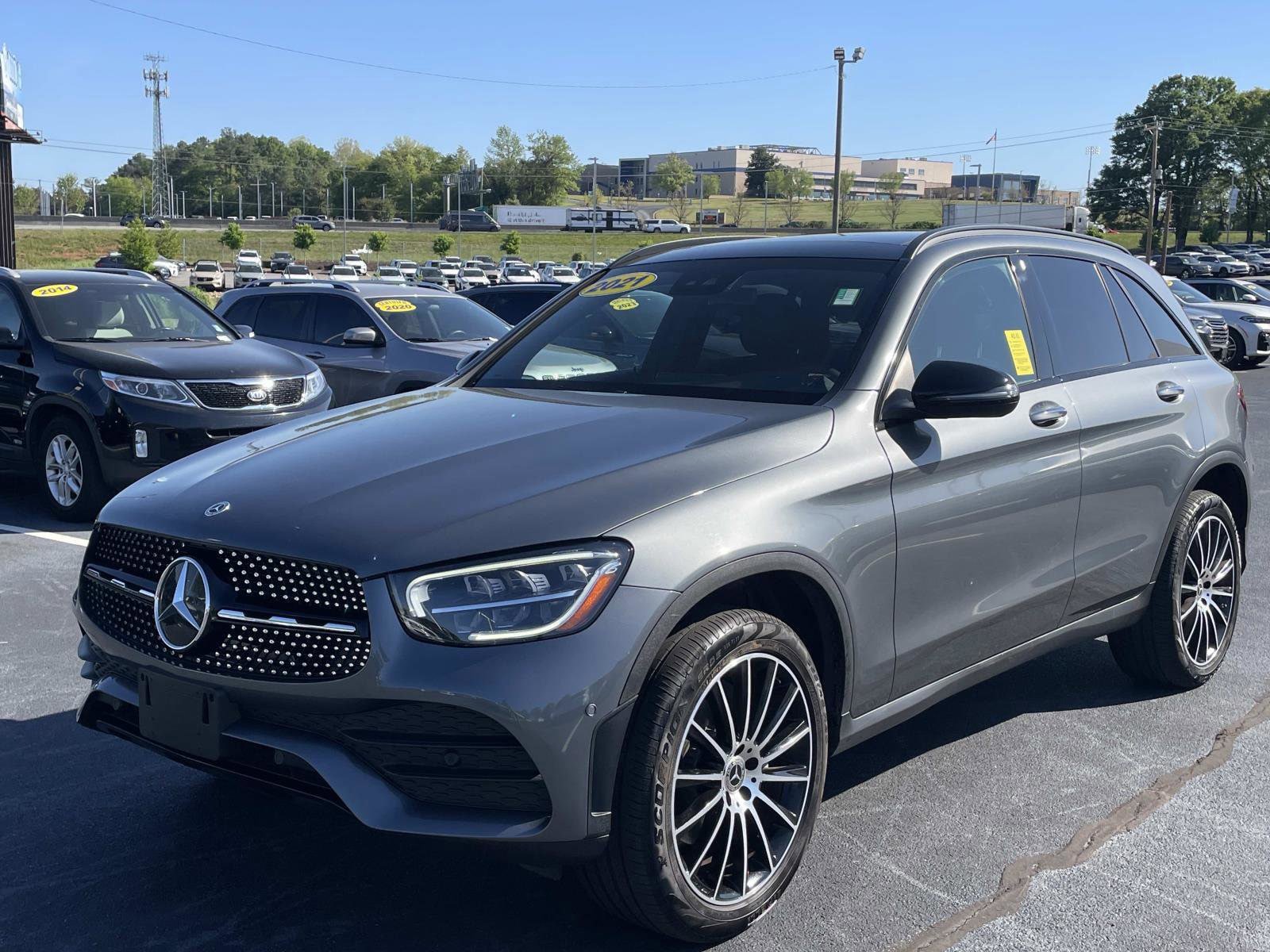 Used 2021 Mercedes-Benz GLC 300 4MATIC w/ AMG Line image 3