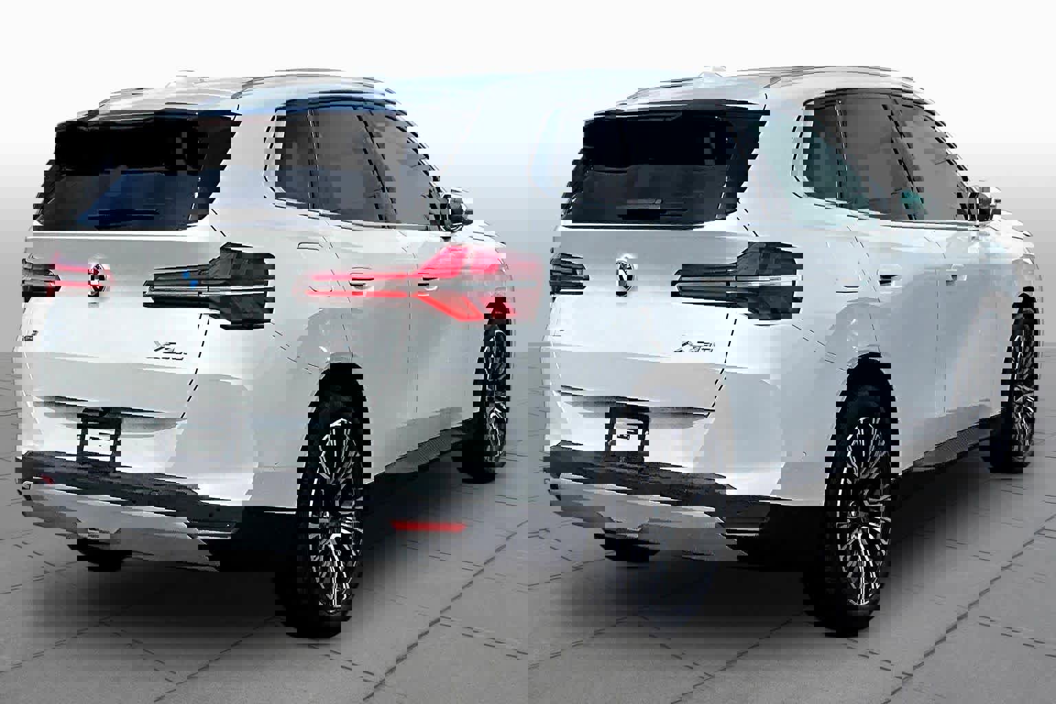 Used 2025 BMW X3 xDrive30i image 12