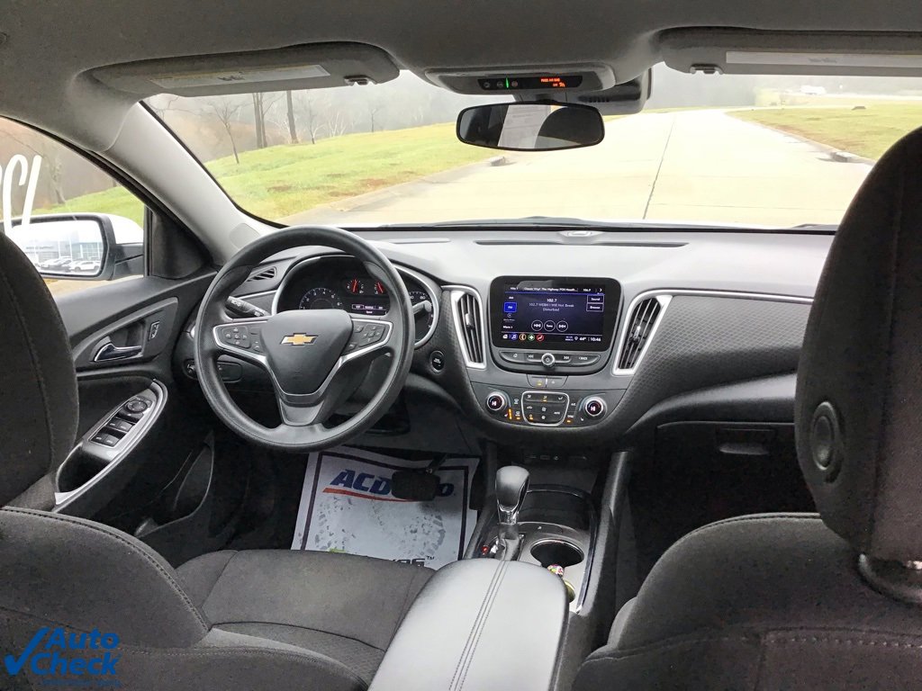 Used 2024 Chevrolet Malibu LT image 18