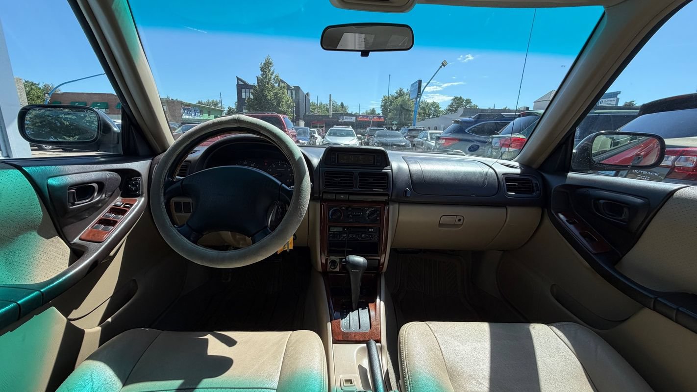 Used 1999 Subaru Forester L AWD/4WD image 10
