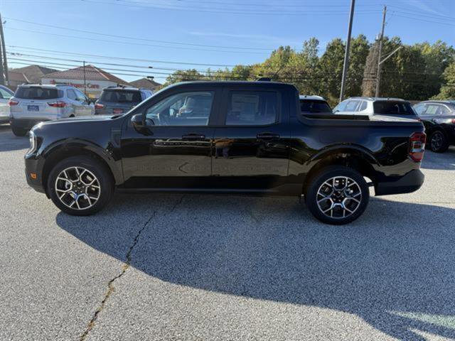 New 2025 Ford Maverick Lariat image 2