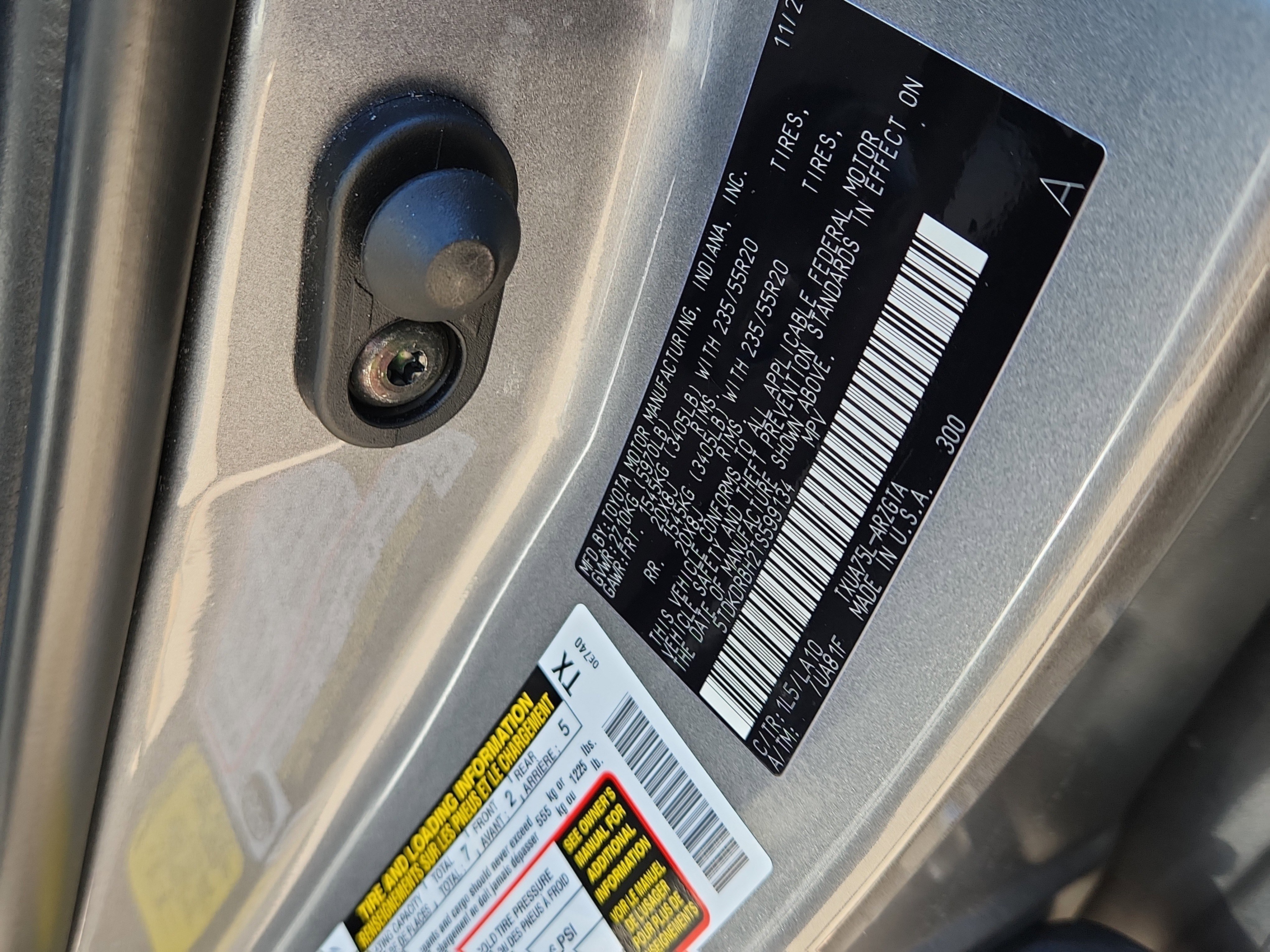 Certified 2026 Toyota Highlander Platinum image 19