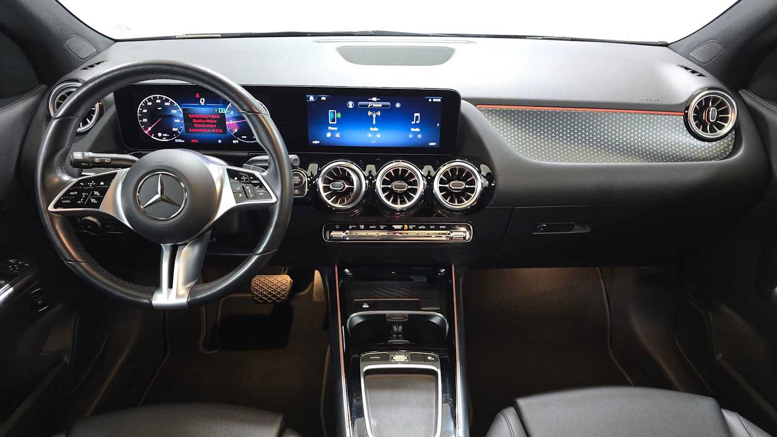 Used 2025 Mercedes-Benz GLA 250 image 49
