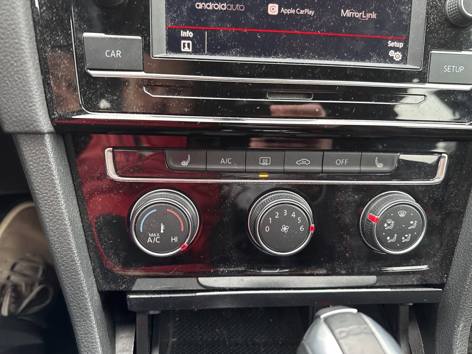 Used 2019 Volkswagen GTI Rabbit Edition image 18