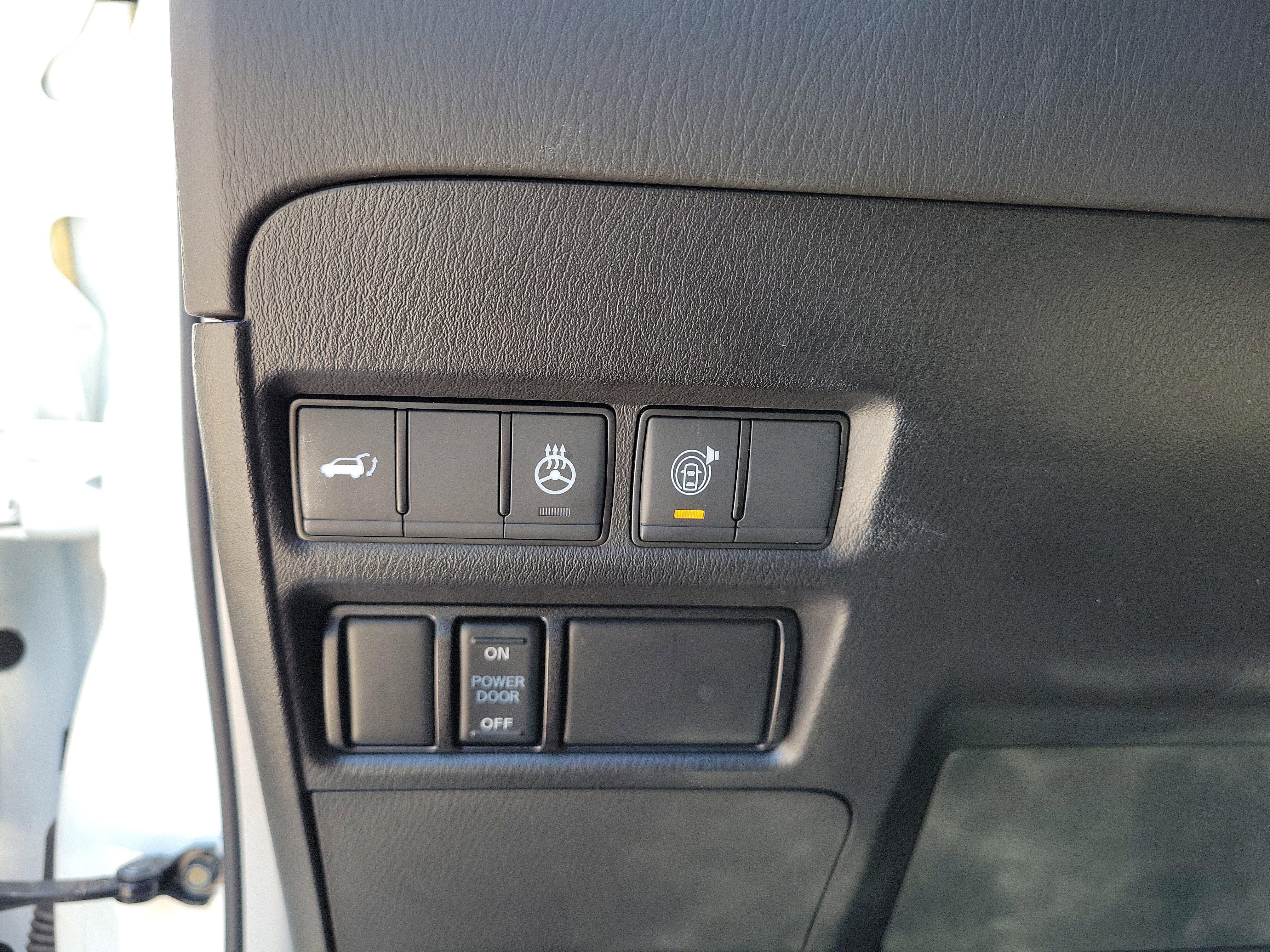 Certified 2023 Nissan Armada Platinum w/ Captain's Chairs Package AWD/4WD image 24