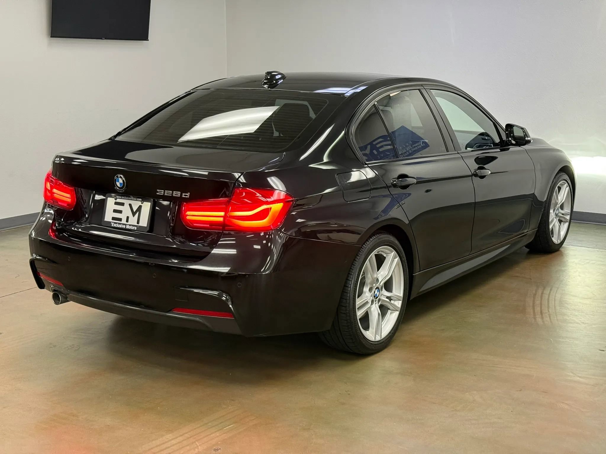 Used 2018 BMW 328d Sedan image 9