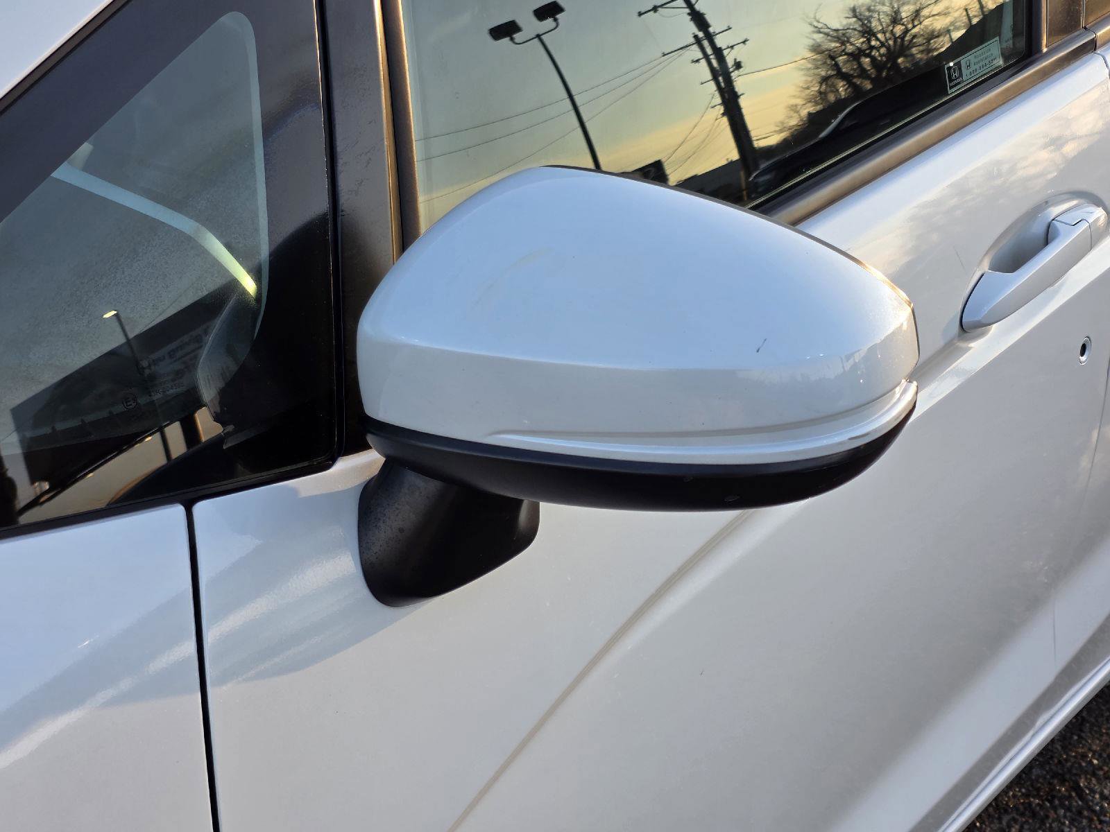 Used 2020 Honda Fit LX image 36