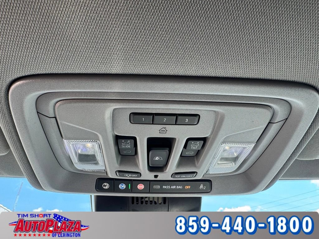 Used 2023 Chevrolet Silverado 1500 LTZ AWD/4WD image 27