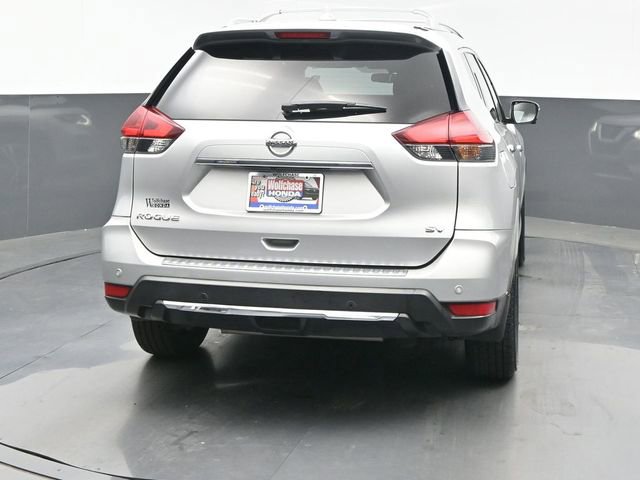 Used 2020 Nissan Rogue SV w/ Premium Package image 5