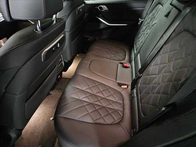 New 2026 BMW X5 xDrive40i w/ M Sport Package image 16