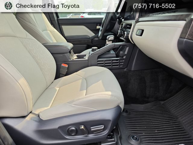 Used 2024 Toyota Tacoma Limited w/ Limited Package (LT) AWD/4WD image 45