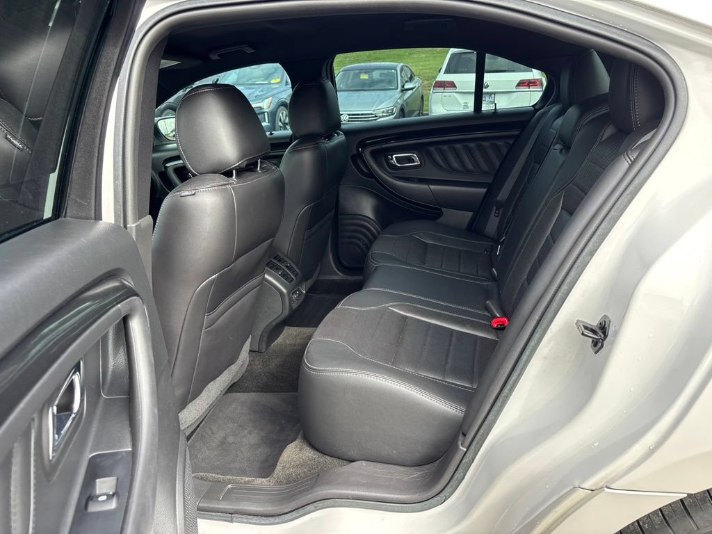 Used 2015 Ford Taurus SHO w/ Equipment Group 401A AWD/4WD image 25