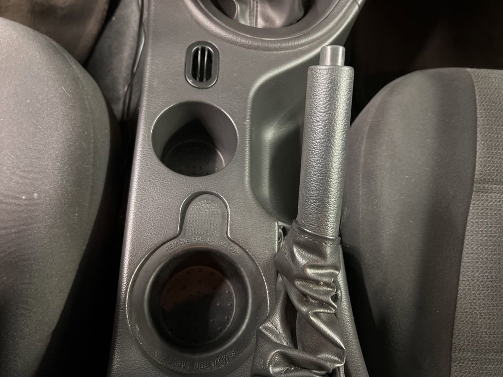 Used 2001 Ford Mustang Coupe image 14