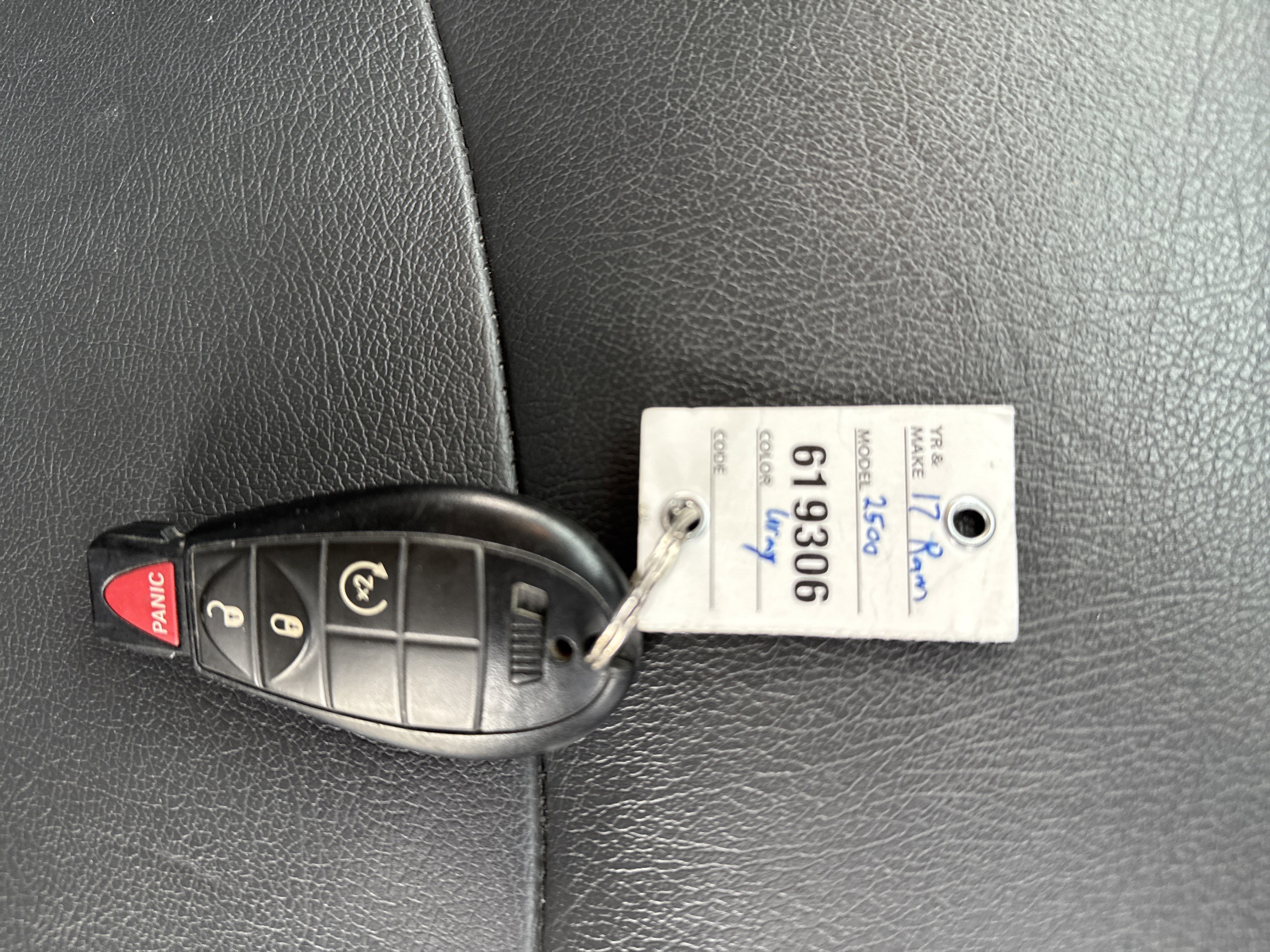 Used 2017 RAM 2500 Big Horn image 21