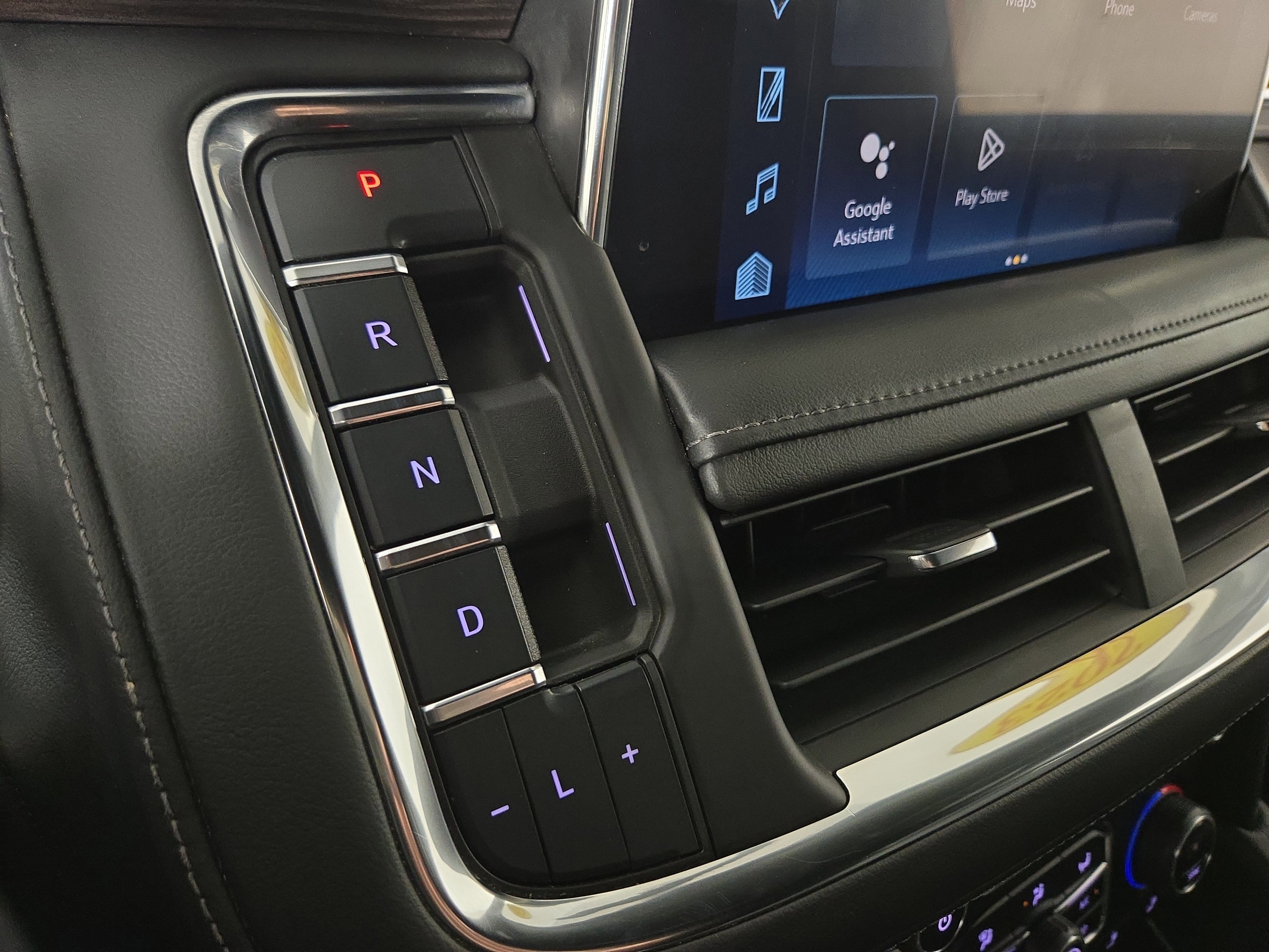 Used 2023 Chevrolet Tahoe Z71 image 24