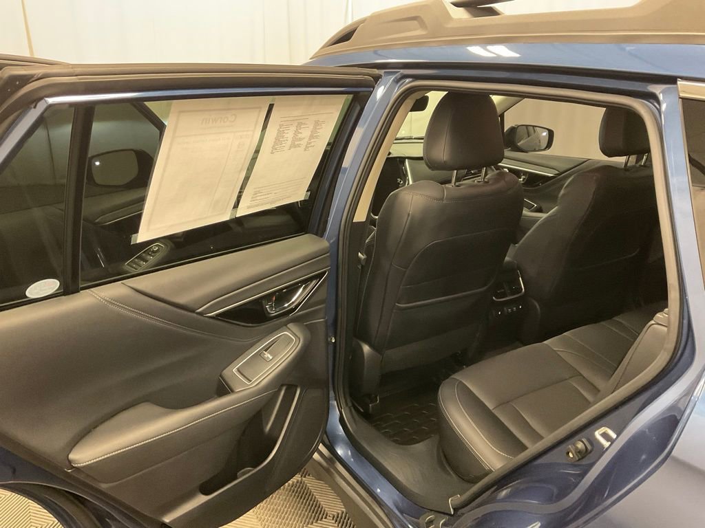 Used 2021 Subaru Outback Limited image 32