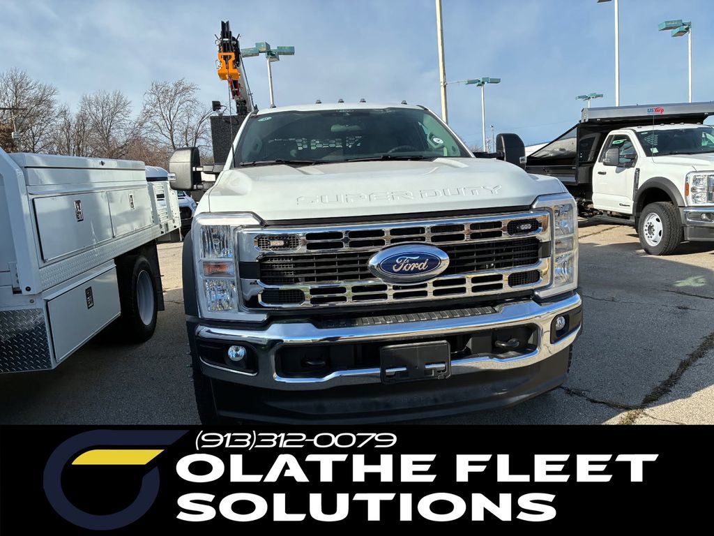 New 2025 Ford F550 4x4 Supercab Super Duty image 1