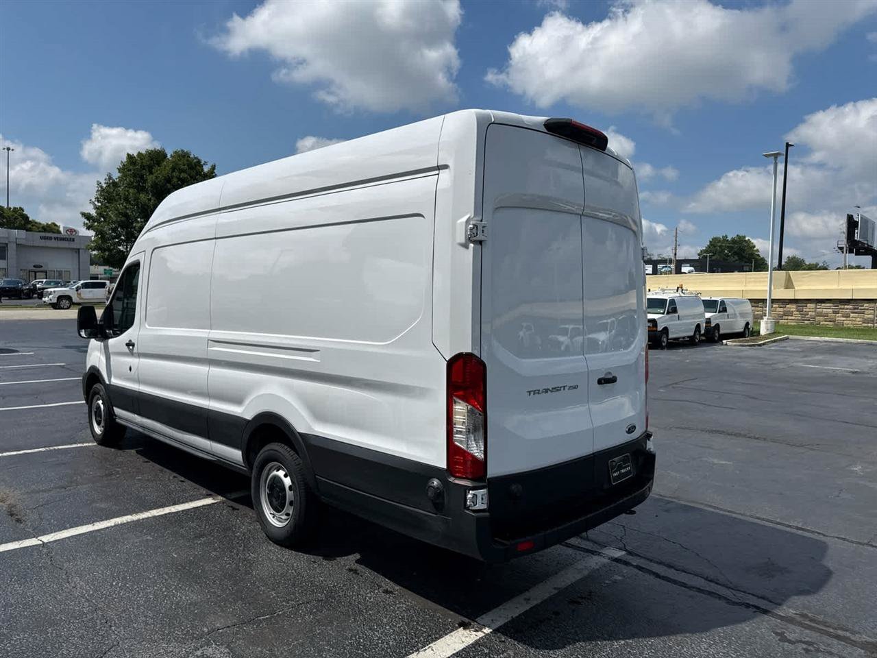 Used 2025 Ford Transit 250 148 High Roof Extended w/ Load Area Protection Package RWD image 6